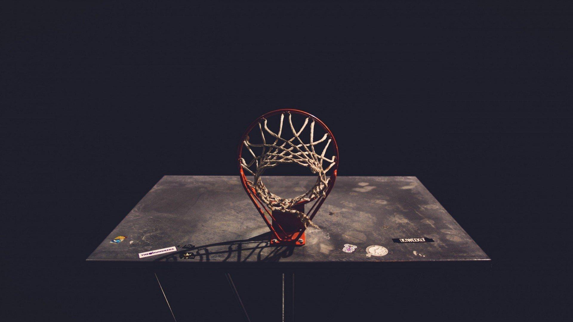 门神之殇,迈尼昂加盟米兰以来已缺席40场,伤病阴云笼罩圣西罗